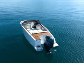 2022 VTS Boats Flying Shark 5.7 Capri myytävänä