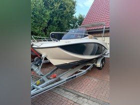 Quicksilver Active 605 Sundeck