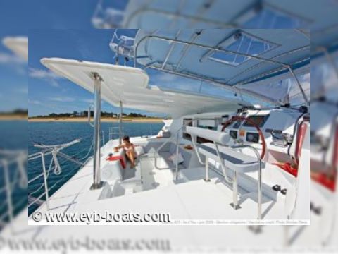 2012 Lagoon 421