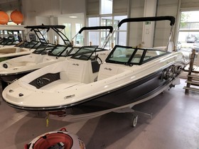 Sea Ray 230 Spoe