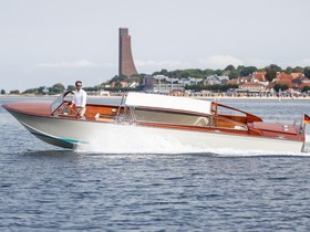 Limousine. Taxi. Tender - D'Este Venedig