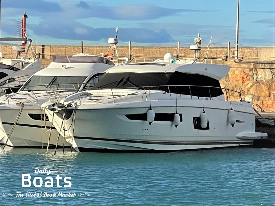 2018 Prestige Yachts 560 for sale. View price, photos and Buy 2018