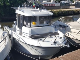Koupit 2017 Bénéteau Barracuda 6