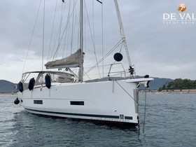2020 Dufour Yachts 390