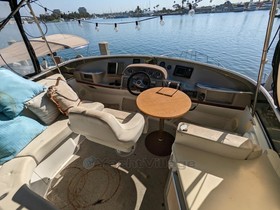 Buy 2000 Carver Yachts