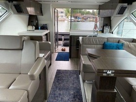 2017 Cruisers Yachts 54 Fly