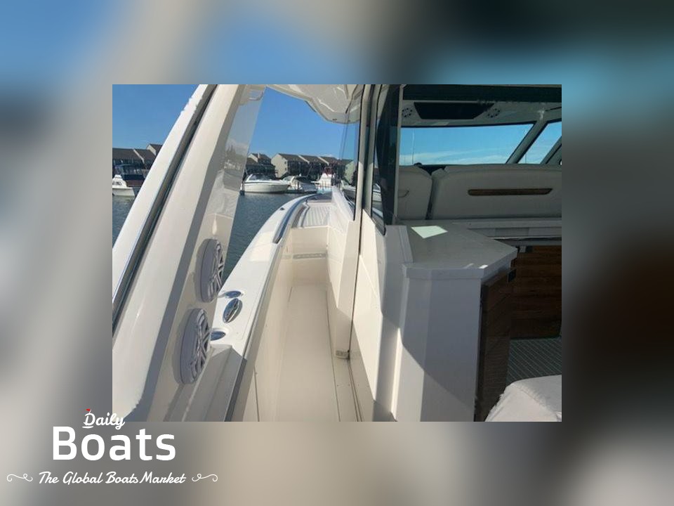 2022 Tiara Yachts 48 Ls for sale. View price, photos and Buy 2022 Tiara