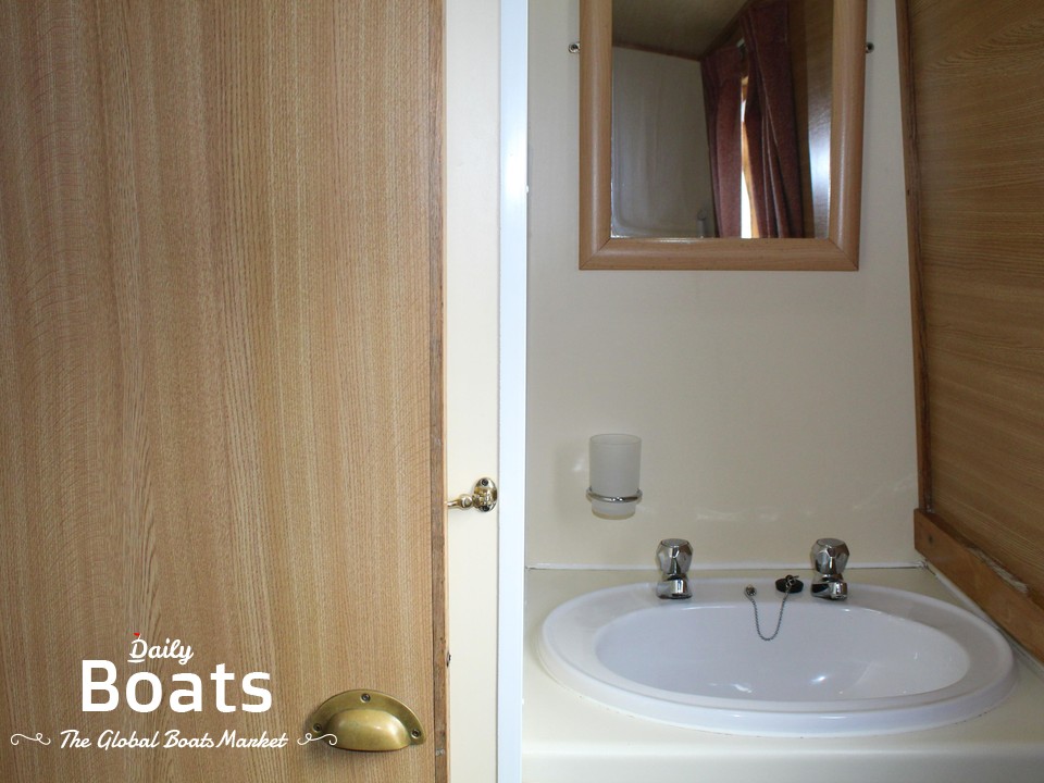 2003 Narrowboat 70' Alvechurch Centres for sale. View price, photos and