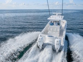 Osta 2022 Invincible 33' Catamaran