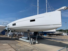 2022 Bavaria C57 in vendita