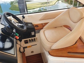 2009 Fairline 44