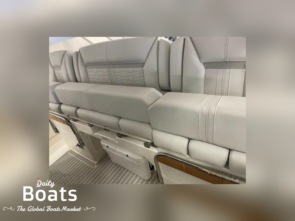 2023 Tiara Yachts 43Ls for sale. View price, photos and Buy 2023 Tiara ...