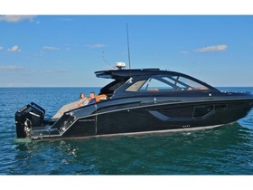 Buy 2023 Cruisers Yachts 42 Gls South Beach Outboard