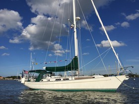 Passport Royal 43