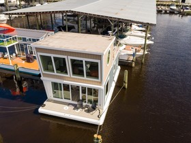 Купити 2022 Houseboat Island Lifestyle 2