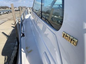 2005 Tiara Yachts 52