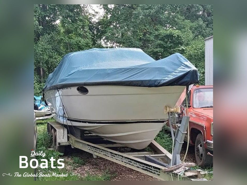 1992 Regal Boats Ventura 8.3 for sale. View price, photos and Buy 1992