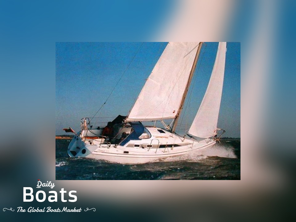 1992 Hunter Channel 32