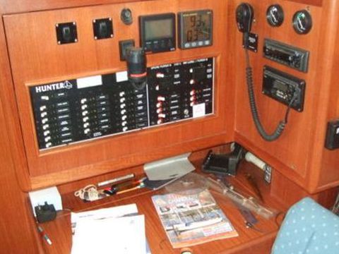 1997 Hunter 376 na prodej
