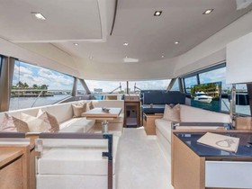 Купити 2023 Prestige Yachts 460