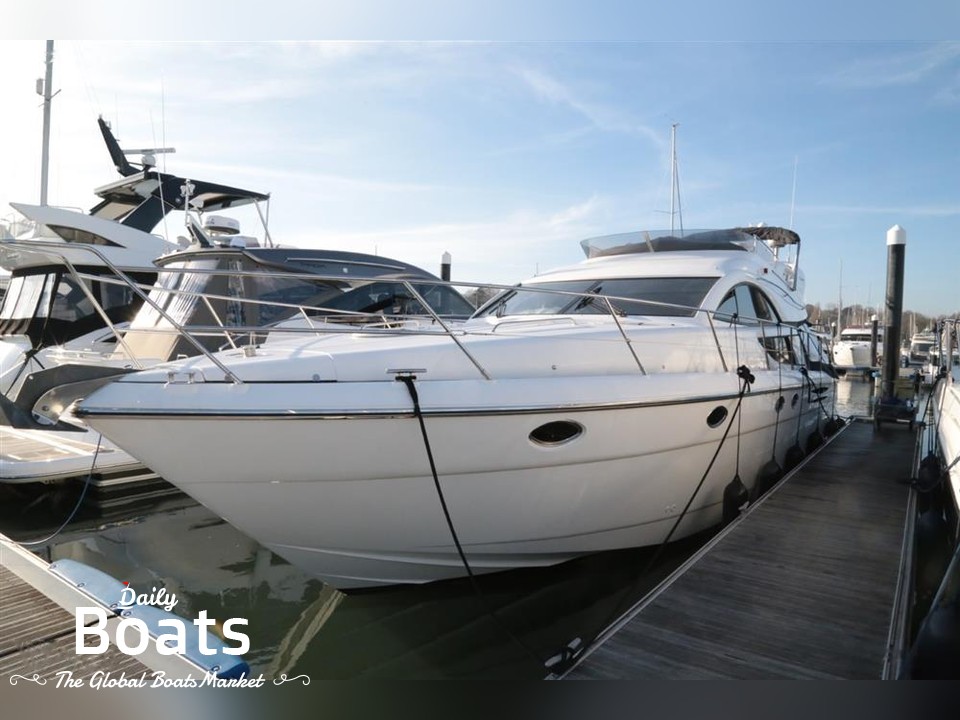 2005 Fairline Phantom 50