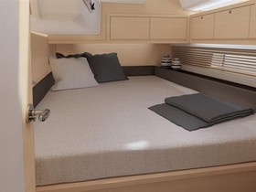 2023 Dufour 470