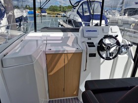 2019 Bénéteau Boats Barracuda 9