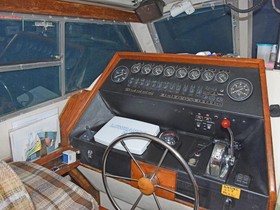 1984 Aqualum 33 Flybridge на продаж