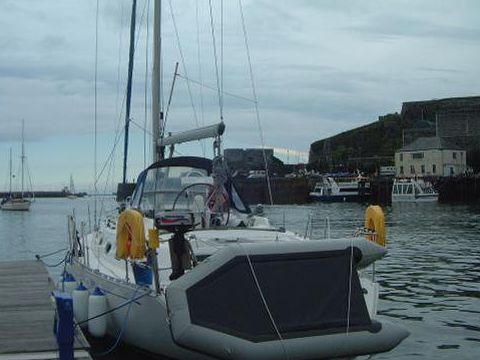 1997 Dufour 39