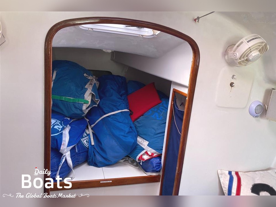 2000 Aerodyne 38 for sale. View price, photos and Buy 2000 Aerodyne 38