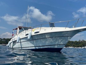 1991 Cruisers Yachts 3060 Rogue for sale