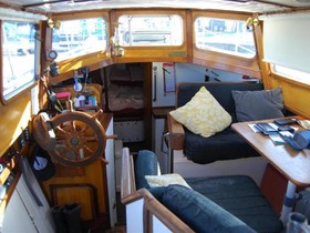 2004 Noontide 32