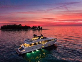 2019 Ferretti Yachts 960