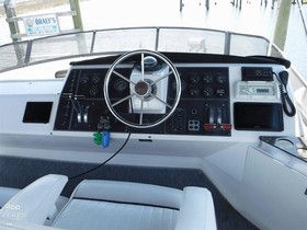 1991 Carver Yachts 3810