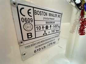 2003 Boston Whaler Boats 210 Outrage kaufen