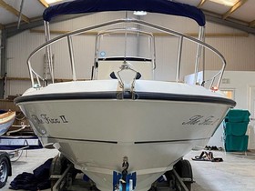 2003 Boston Whaler Boats 210 Outrage