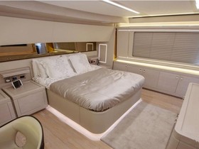 Købe 2015 Ferretti Yachts Custom Line 28 Navetta