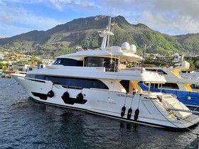 2017 Ferretti Yachts Custom Line 28 Navetta