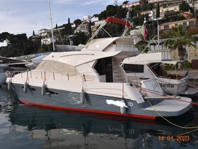 Cayman Yachts 50