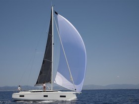 2023 Bavaria Yachts C38 na prodej