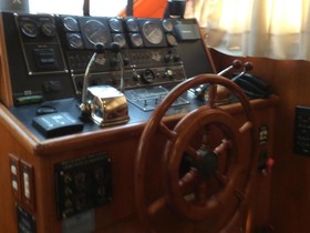 1997 Jefferson Cockpit Motor Yacht
