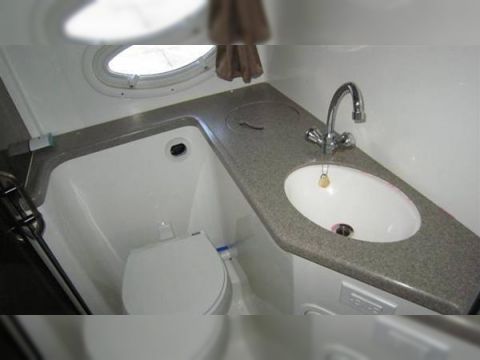 2007 Rinker 350