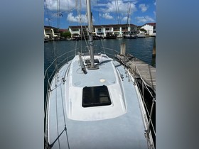 1984 Hunter 33