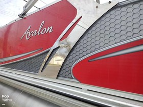 Osta 2017 Avalon Pontoon Boats 2285