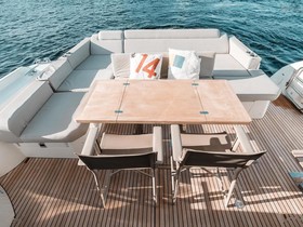 Kupiti 2019 Prestige Yachts 590