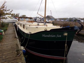 Houseboat Replica Luxemotor Barge