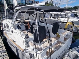 2019 Bénéteau Boats Oceanis 351 zu verkaufen