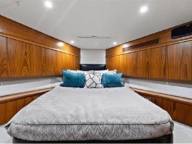 2021 Hatteras Yachts на продажу