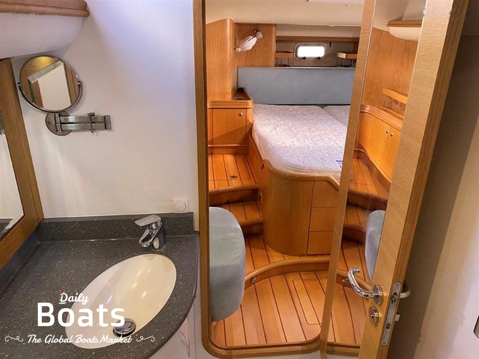 2012 Discovery Yachts 55 for sale. View price, photos and Buy 2012 ...