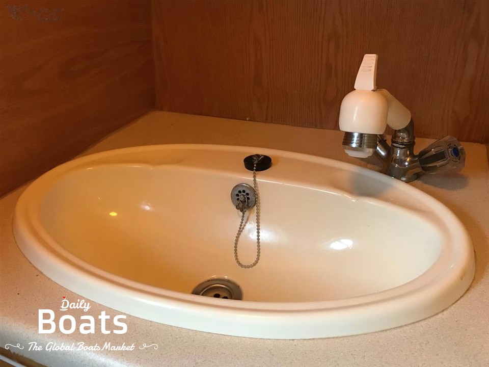 1998 Sea Otter 26 Narrowboat for sale. View price, photos and Buy 1998